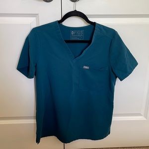 Figs Caribbean Blue Catarina Top – M